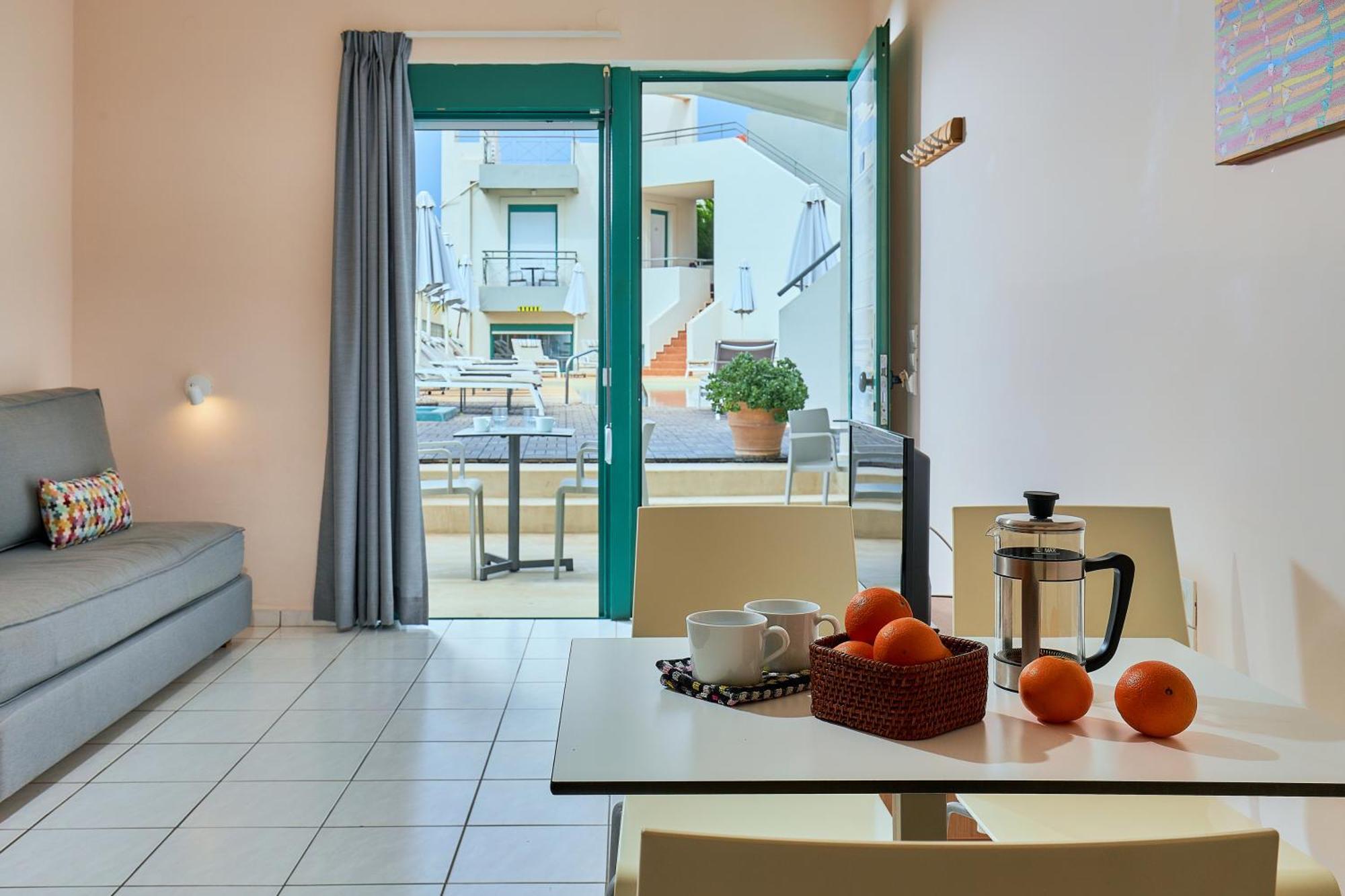 خيرسونِسوس Bella Vista Hotel "By Checkin" المظهر الخارجي الصورة